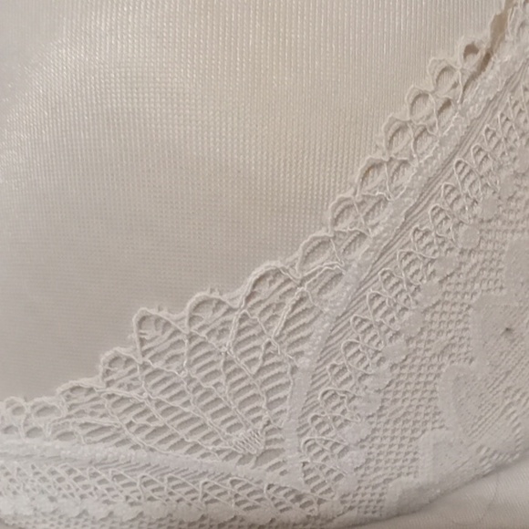 Bra - Picture 2 of 6